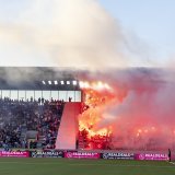 Des fumigènes ont perturbé la partie à Lausanne KEYSTONE/SALVATORE DI NOLFI